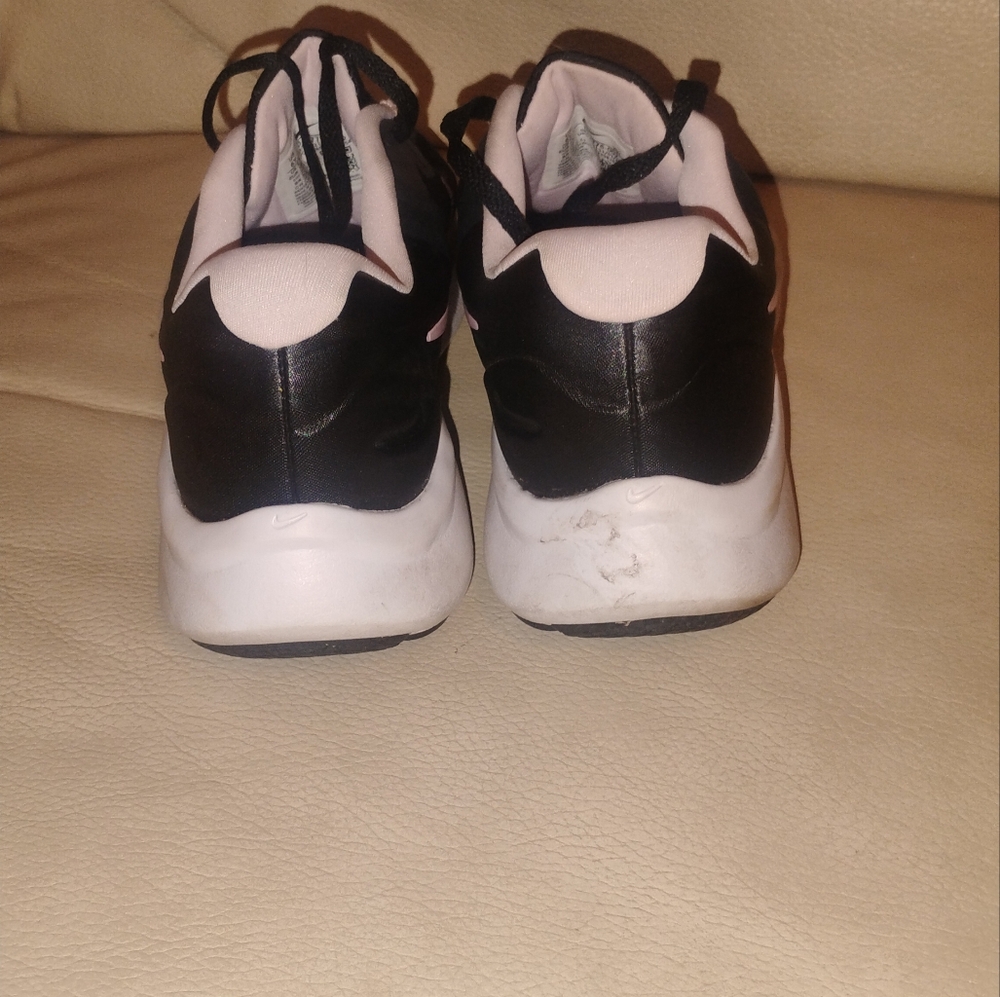 Nike Youth Star Runner 3 Sneakers Size 6Y Black / Pink Running Shoes - Picture 7 of 8